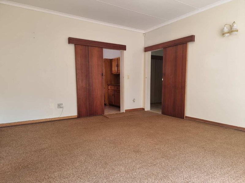 Versatile 4 Bedroom Home with Office Wing, Borehole & Exceptional Space - Photo 9