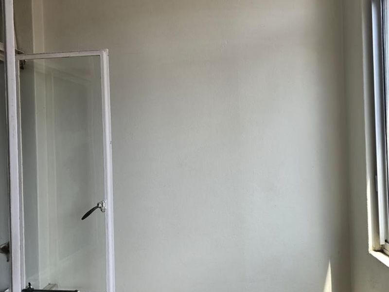 Secure Durban Unit with Parking, Near uShaka Marine World. Two and half bedroom apartment for sale in South Beach! This won't stay!!! - Photo 5