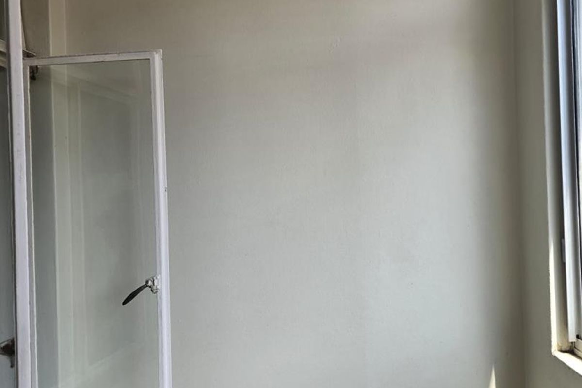 Secure Durban Unit with Parking, Near uShaka Marine World. Two and half bedroom apartment for sale in South Beach! This won't stay!!! - Photo 5