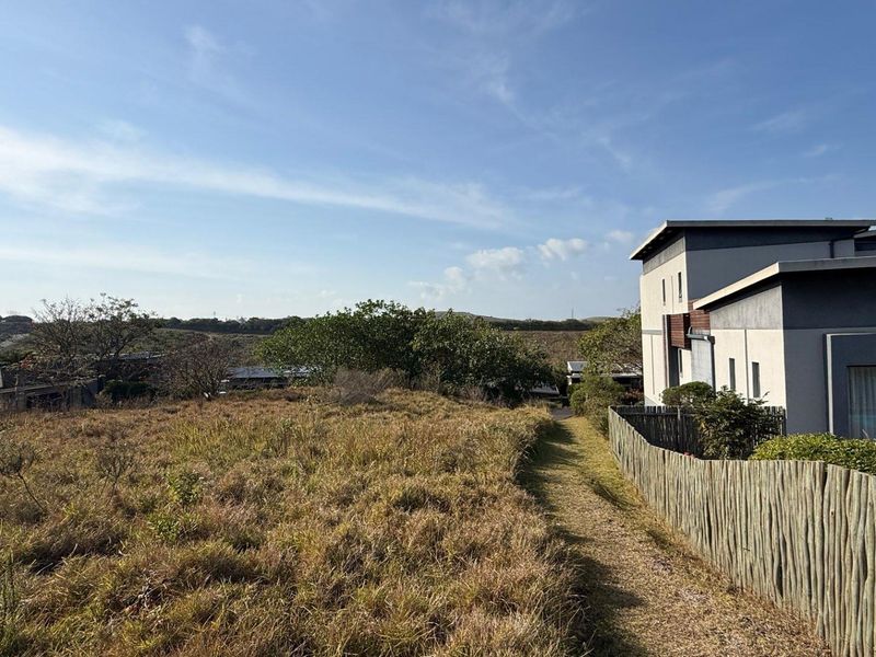 Cul de sac Erf in Palm Lakes Estate - Photo 2