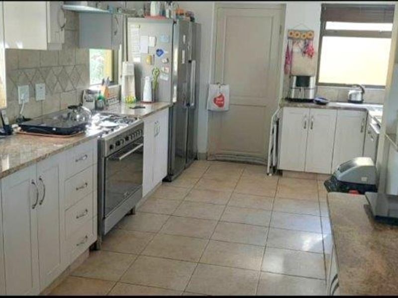 SEA VIEW PROPERTY - Photo 5