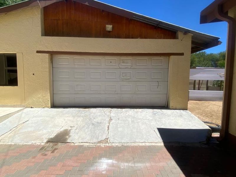 🏡 SPACIOUS FAMILY HOME TO RENT - Photo 6