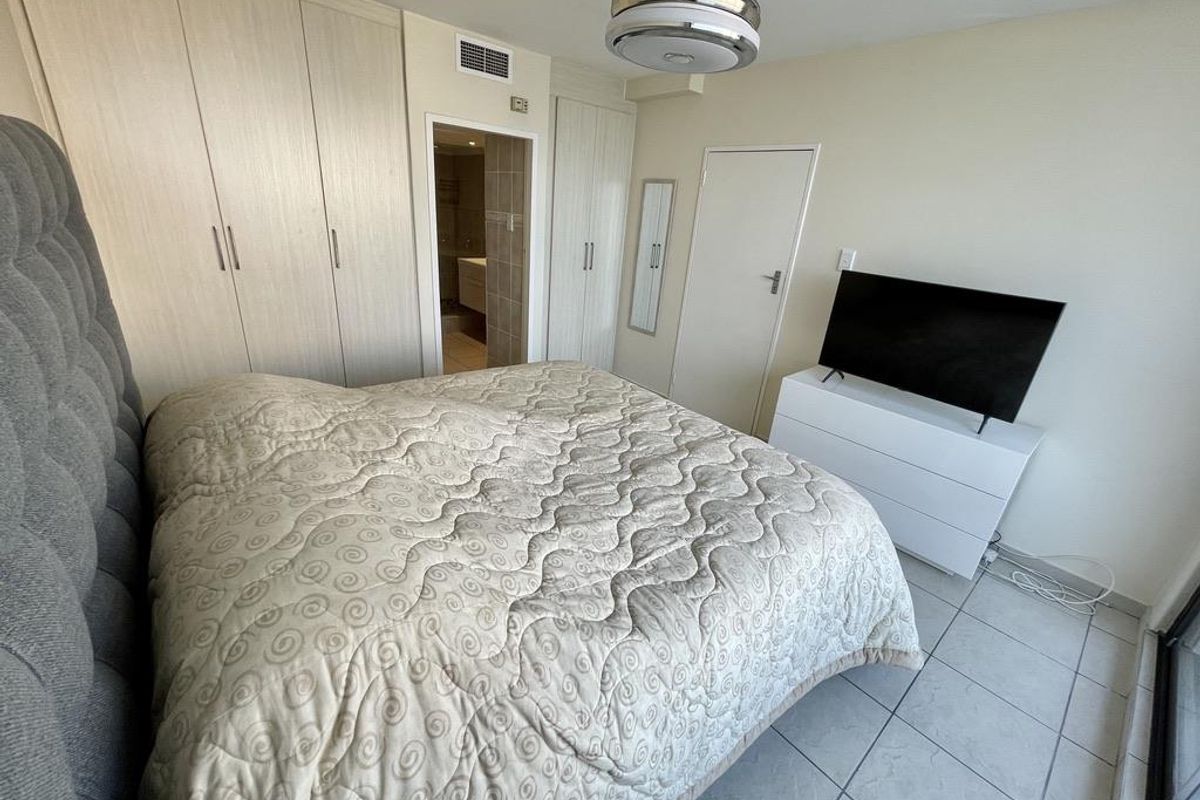 Hendra - 3 Bed 2 Bath For Sale, Its All About The Views! - Photo 4