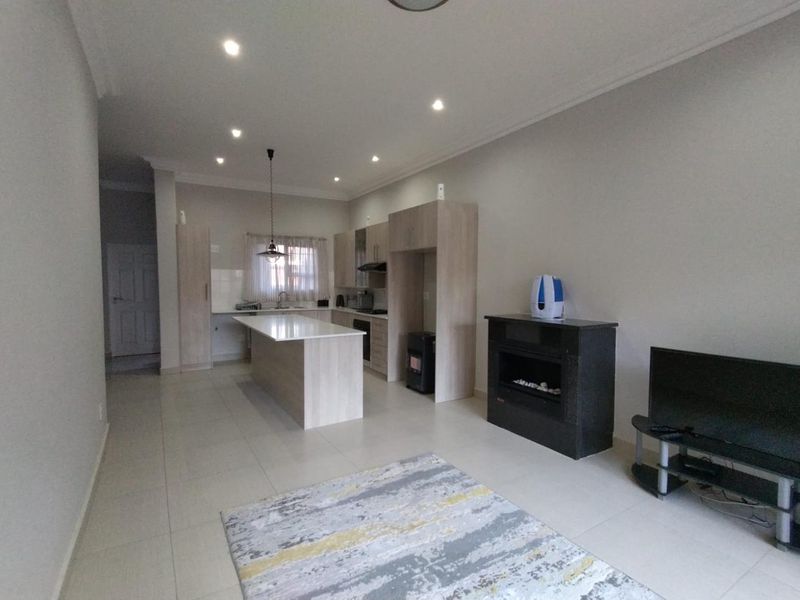 Modern Luxury Meets Secure Living – Stunning 4-Bedroom Townhouse in Shellyvale! - Photo 3