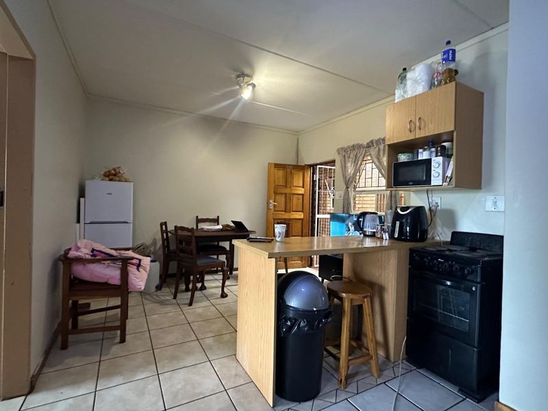 Sole mandate. Where else can you find a 50 m2 apartment at this price point, in such a prime location? - Photo 5