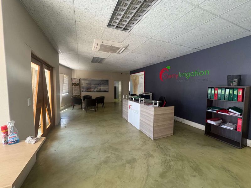 Warehouse Lafrenz Extension 1 to rent - Photo 4