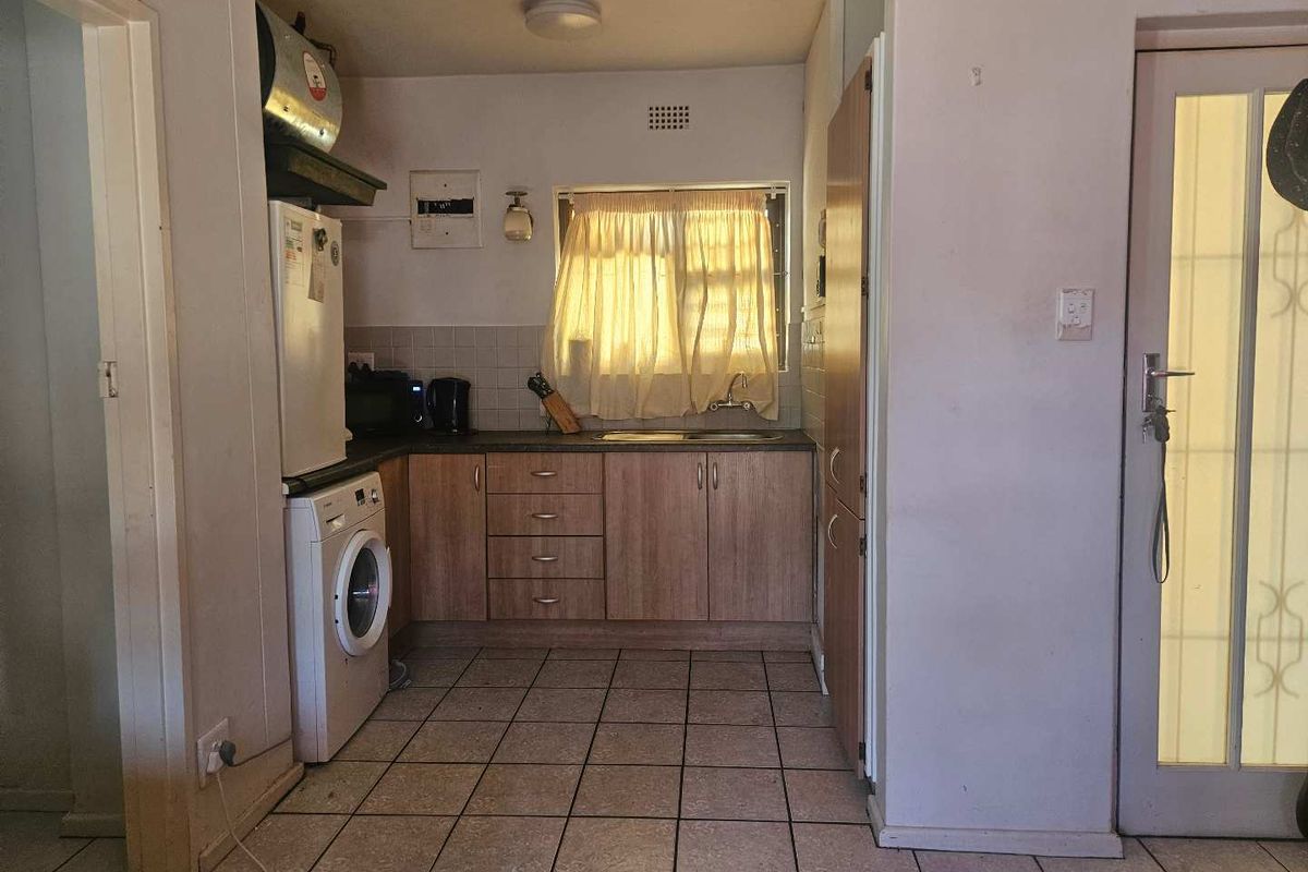 Ground floor 1 Bedroom flat in Three Sisters Kleinmond - Photo 4