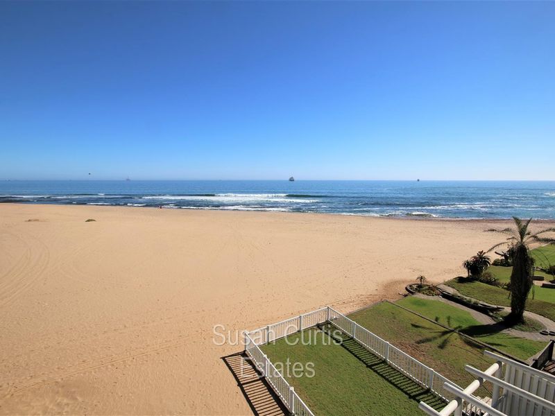 Beach front Townhouse - Photo 4