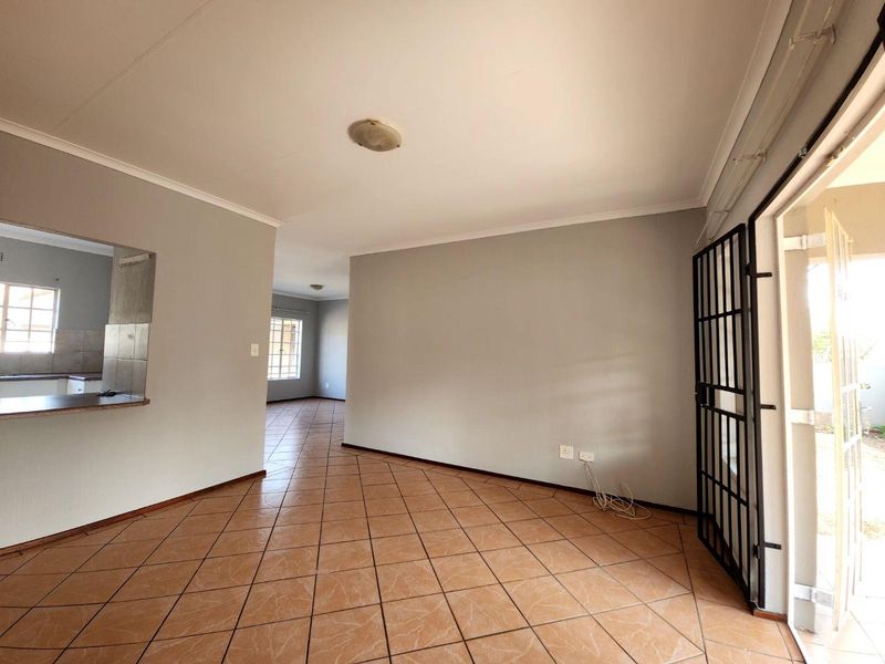 Beautiful 2 bedroom home in Craigavon - Photo 10