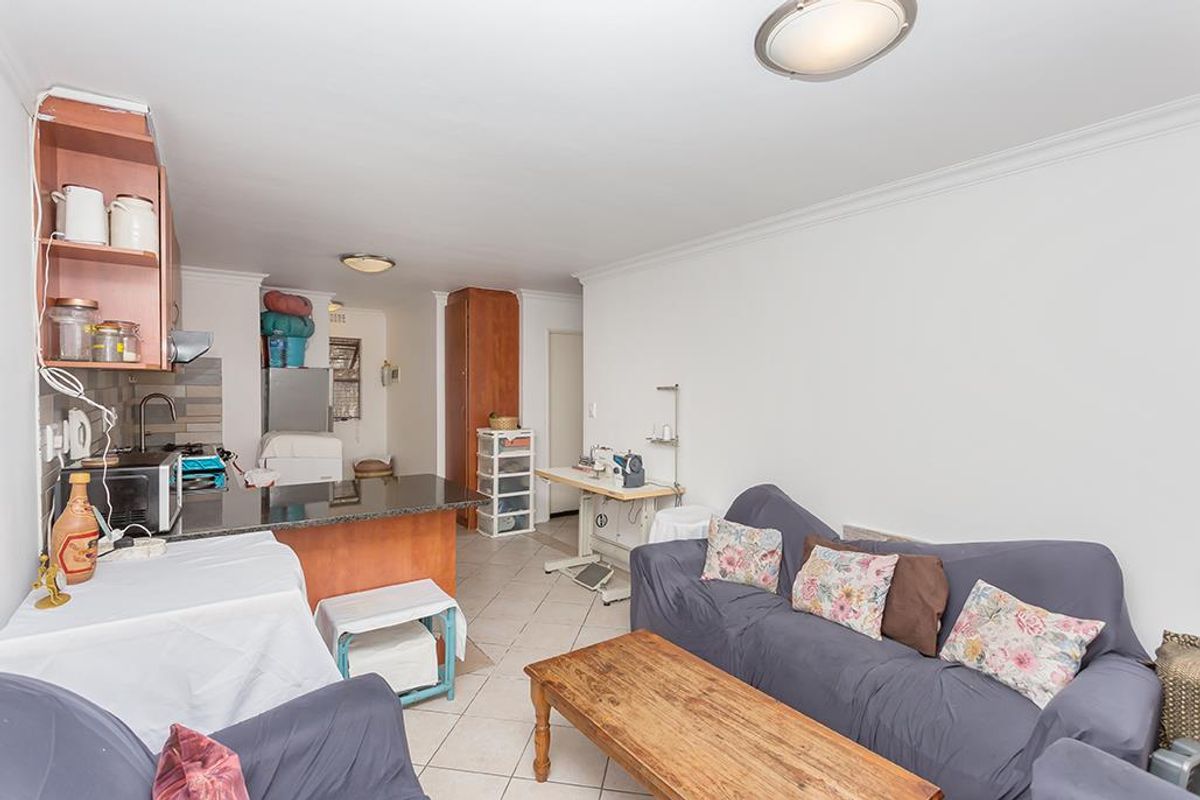 2 Bed Ground Floor Apartment - Photo 5