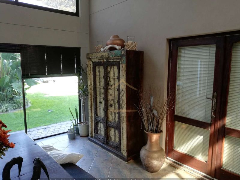Expansive 9 bedr home with full Lagoon view with Guesthouse potential for sale in Walvis Bay for N$12 550 000.00 - Photo 3