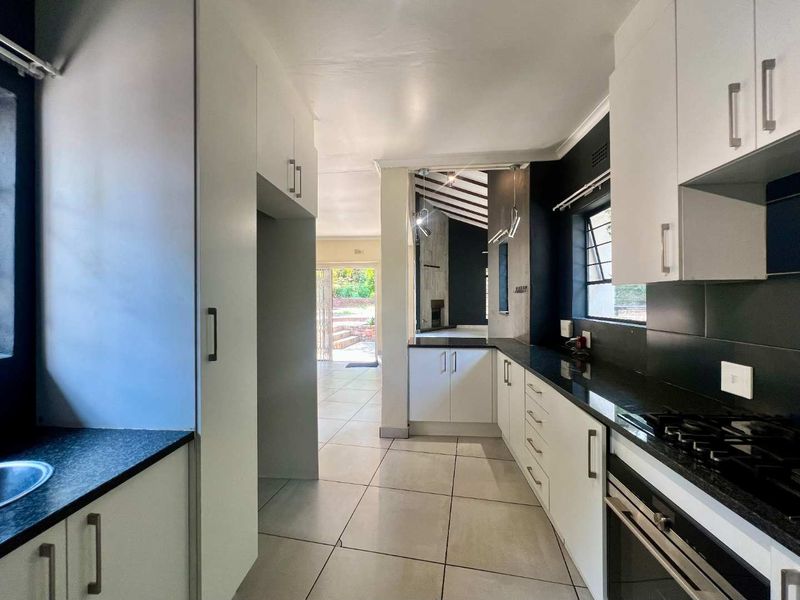 Your Dream Family Home Awaits! - Photo 9