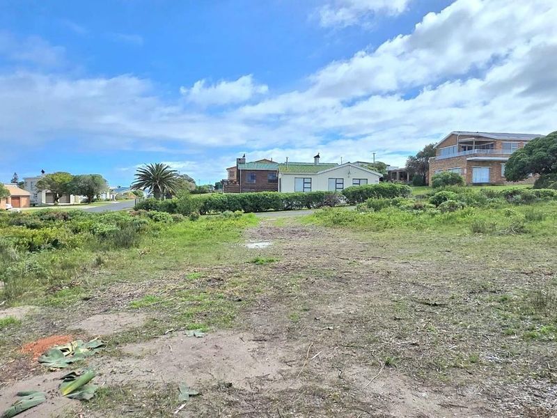 Coastal Gem with Sea &amp; Mountain Views: Your Franskraal Building Opportunity - Photo 5