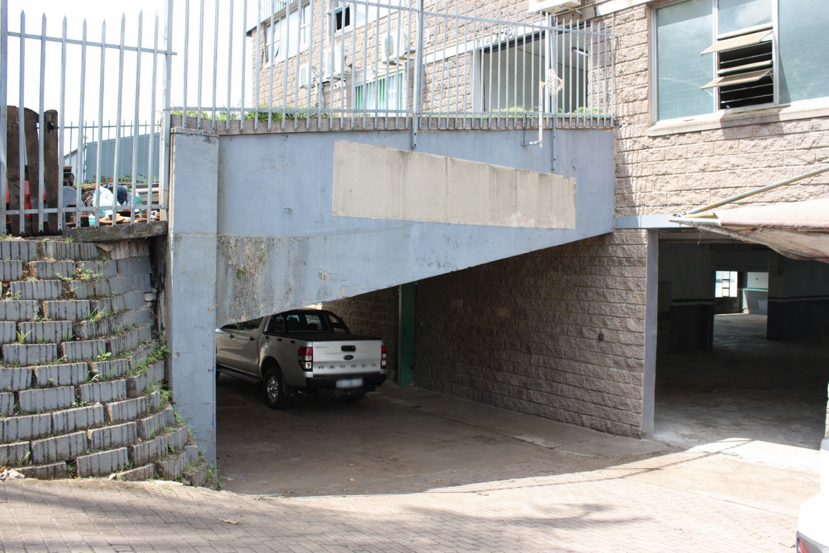 Prime Industrial Space To Let | ±880m2 | New Germany Industrial Node - Photo 2