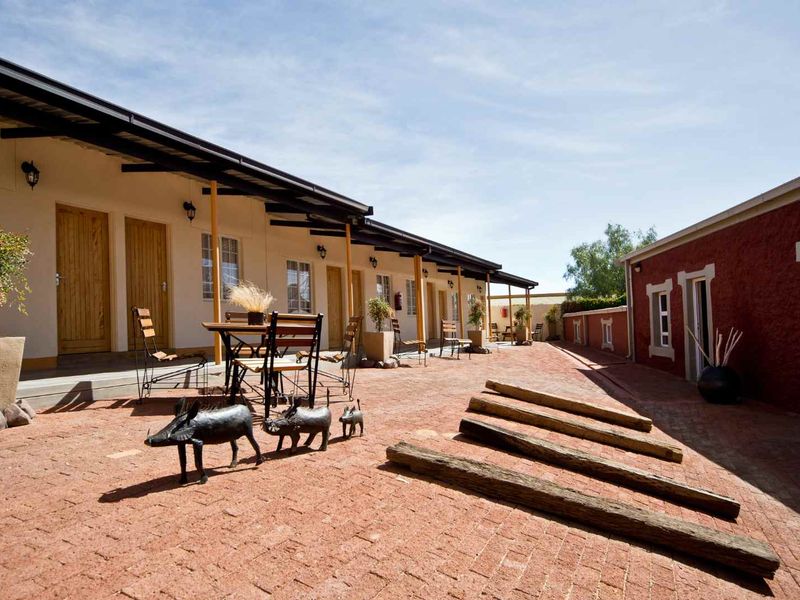 FOR SALE- BEAUTIFUL HOTEL IN THE SOUTH OF NAMIBIA - Photo 2