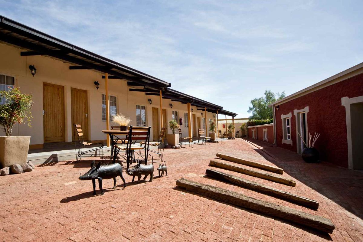 FOR SALE- BEAUTIFUL HOTEL IN THE SOUTH OF NAMIBIA - Photo 2