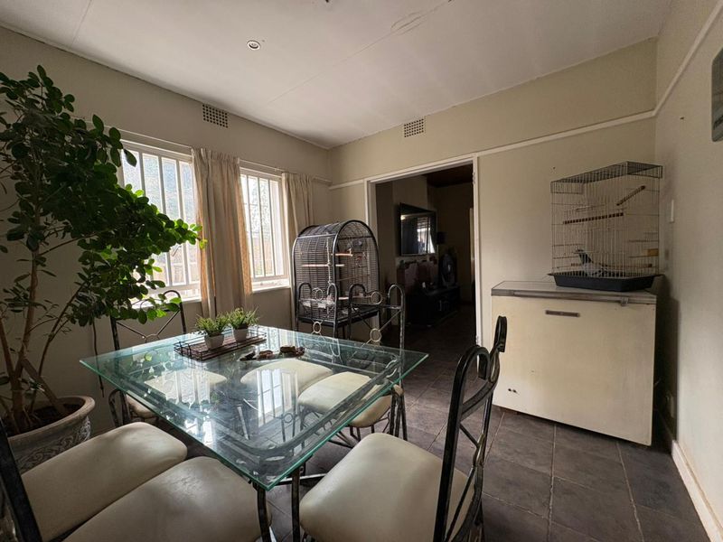 Spacious Property with Exceptional Income Potential - Photo 7