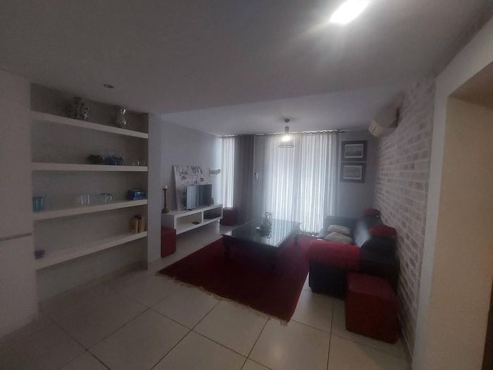 Property #2484410, Apartment Rental Monthly in Kleine Kuppe