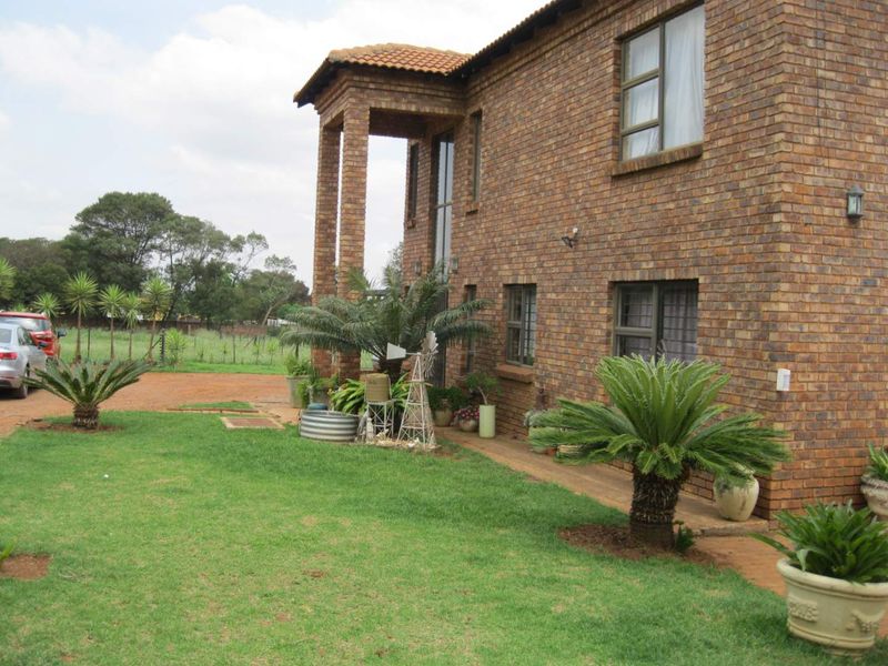 Farm and Lucrative Investment property for a developer at Rietvlei View Estate - Photo 2