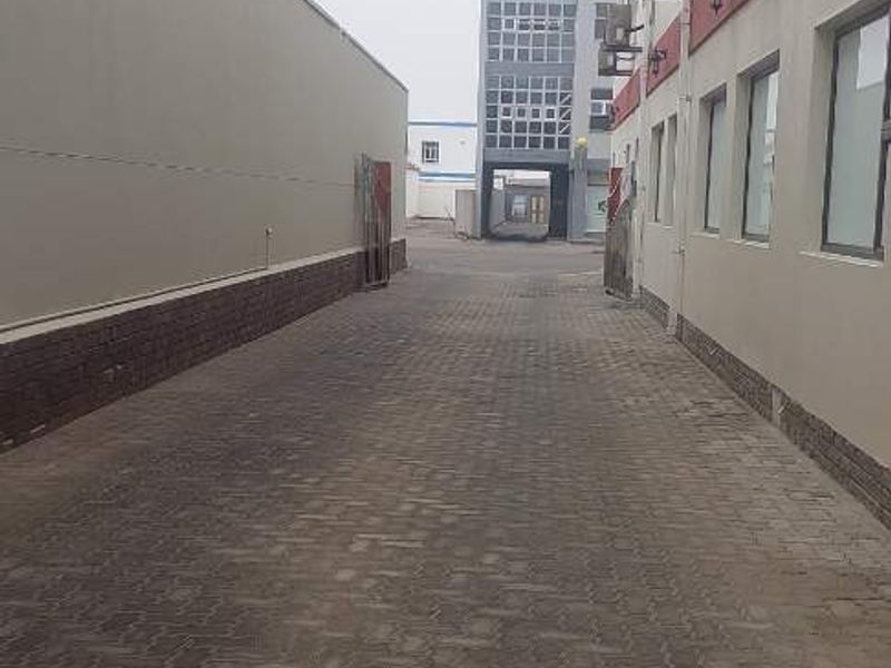 Office space to let central town - Photo 2
