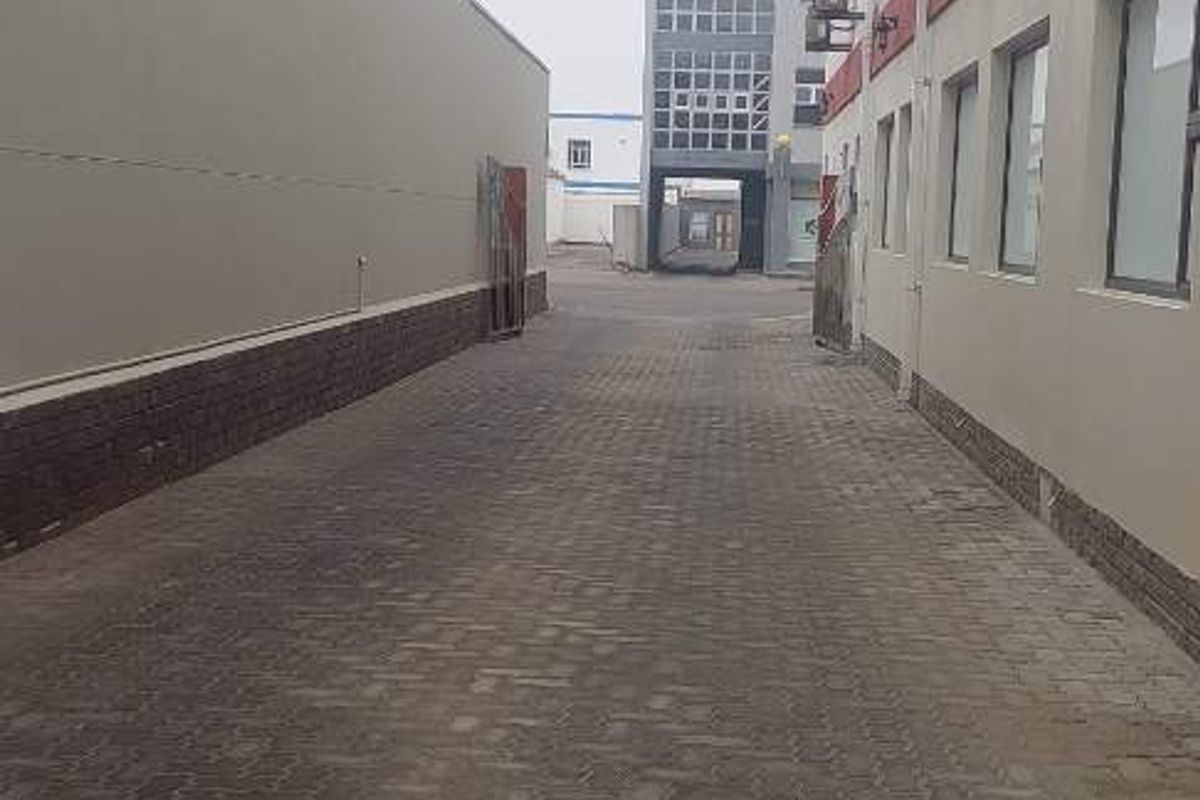 Office space to let central town - Photo 2