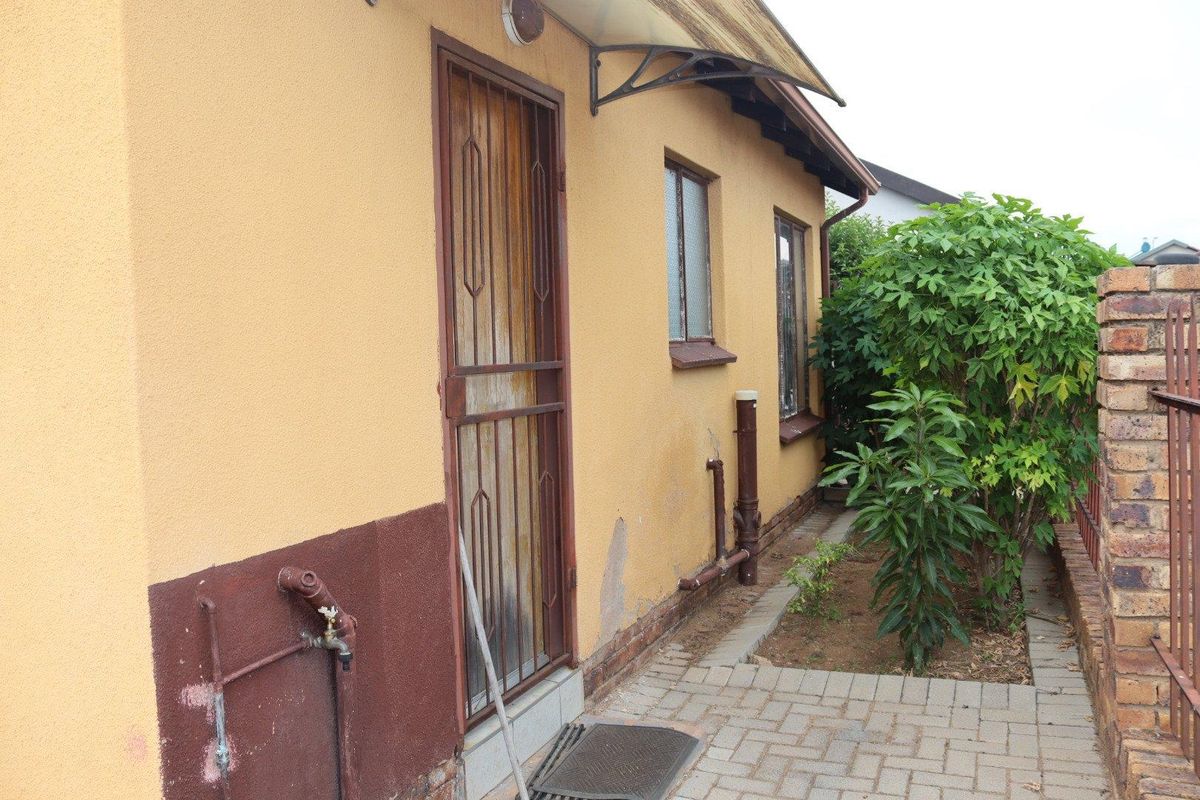 A home for start up family - Photo 2