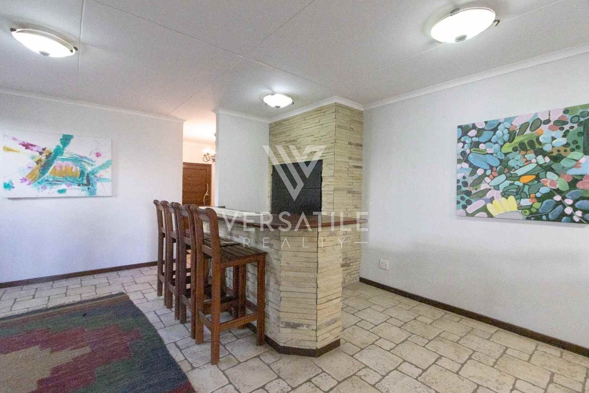 Furnished House For Sale - Long Beach - Photo 3