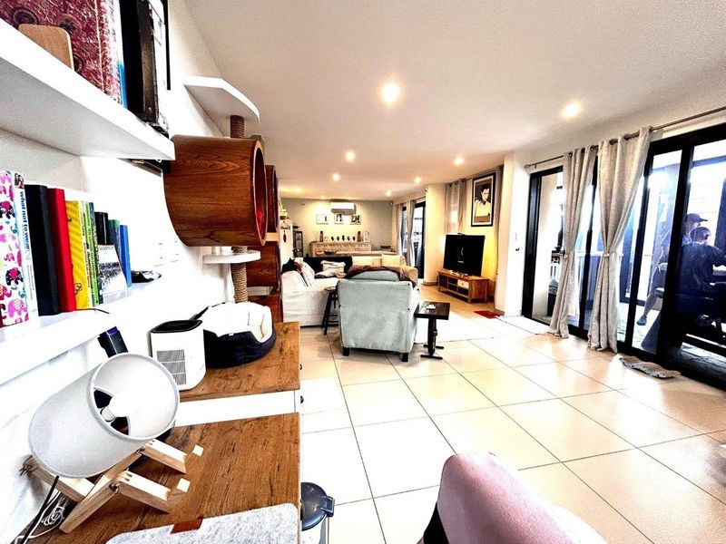 3 Bedroom House For Sale in Kleine Kuppe - Photo 5