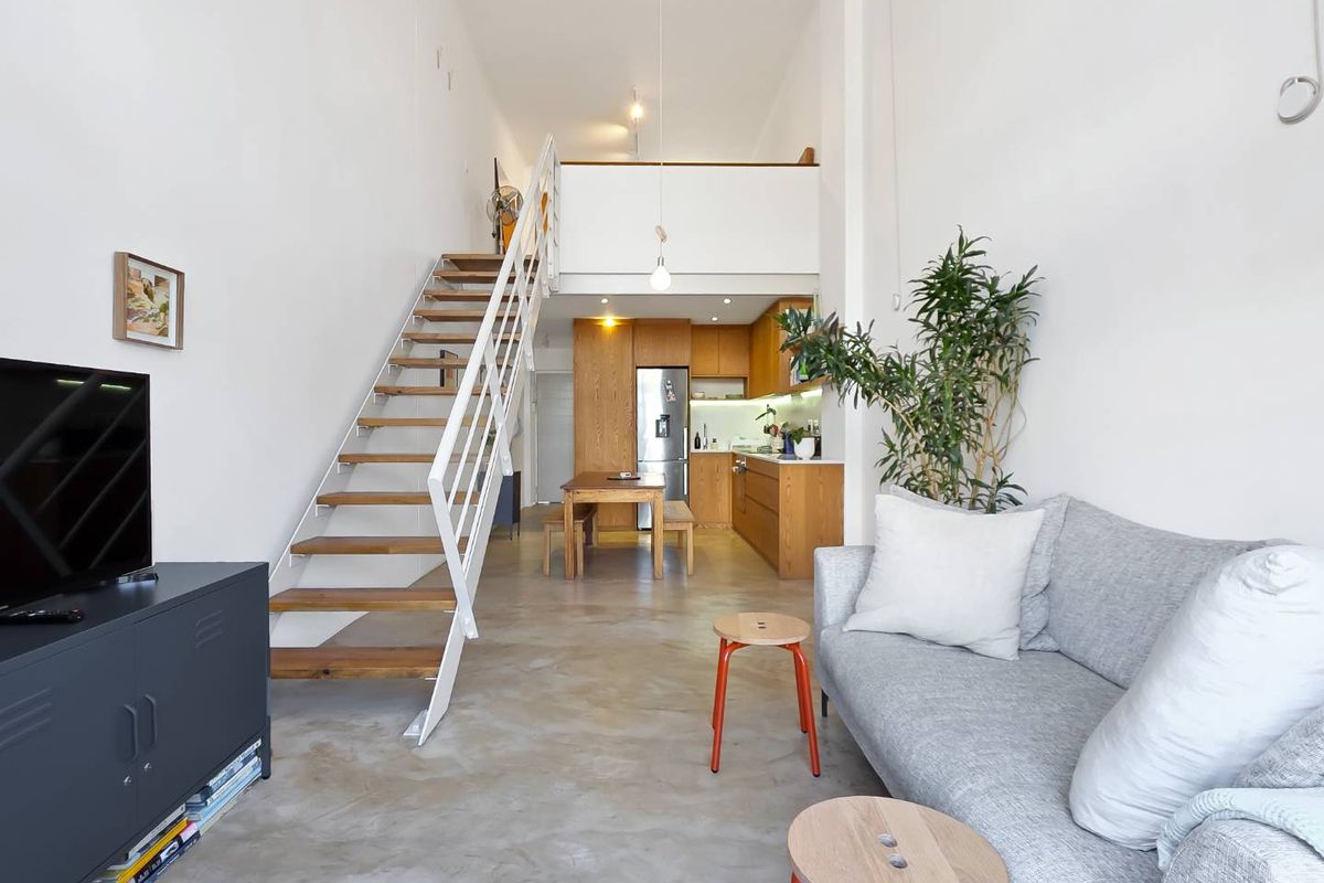 Airbnb-Friendly Loft Apartment in De Waterkant - Photo 2