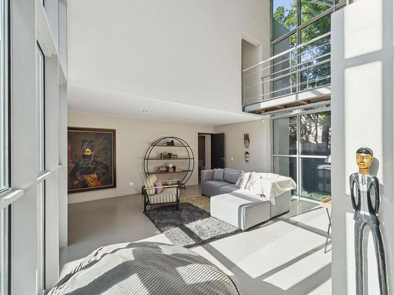 Industrial Style Luxurious Home - Photo 8