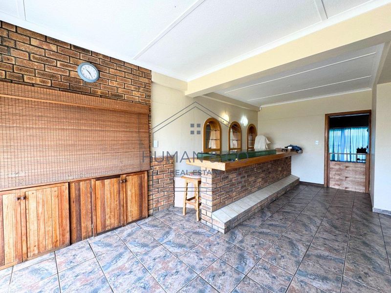 Corner Property with Excellent Potential! - Photo 7