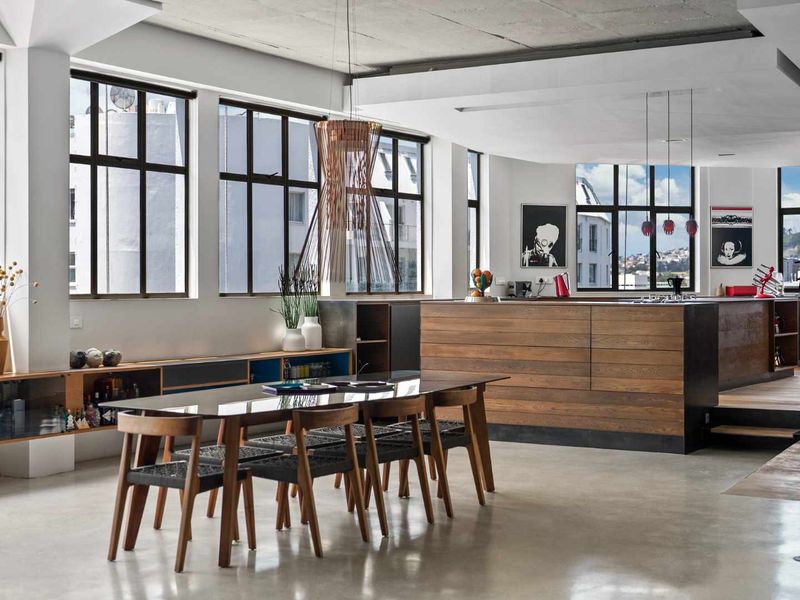 Live the ultimate Cape Town loft experience - Photo 3