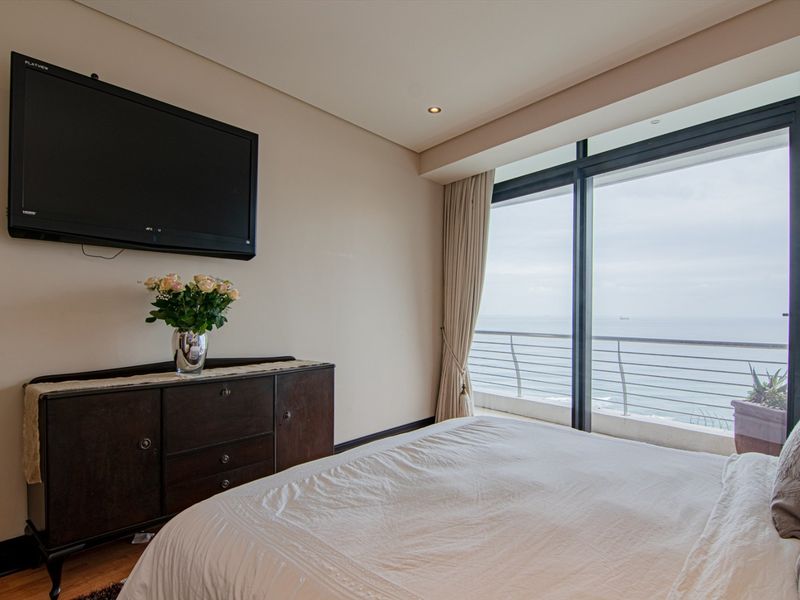 3 BEDROOM | 3.5 BATHROOM APARTMENT - Photo 8