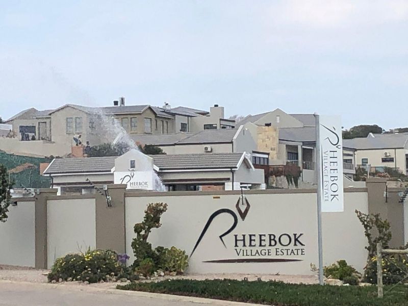 Nature Lover's Haven: Private Reserve & Wildlife at Your Doorstep - Photo 3