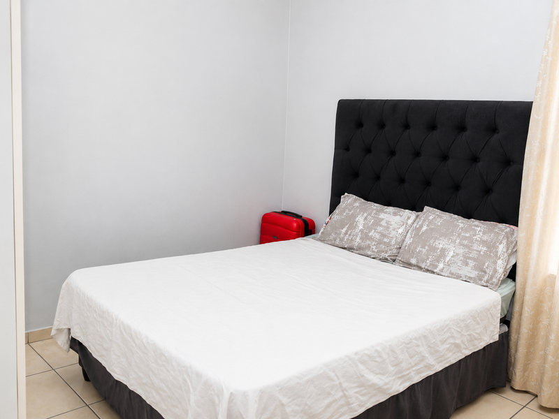 Hidden Gem in Parklands – Perfect for First-Time Buyers or Investors - Photo 7