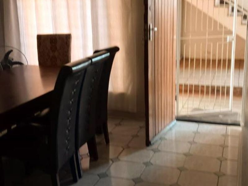 2 Bedroom Apartment In Edleen Ext 1 Kempton Park - Photo 5