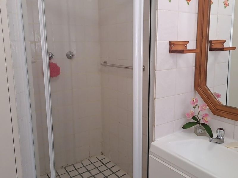 2 Bedroom Groundfloor Apartment - Photo 5