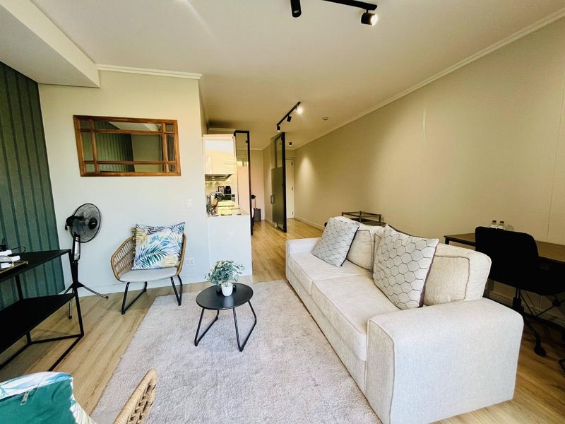 Fully furnished one bedroom, executive apartment for rent at Ellipse - Photo 10