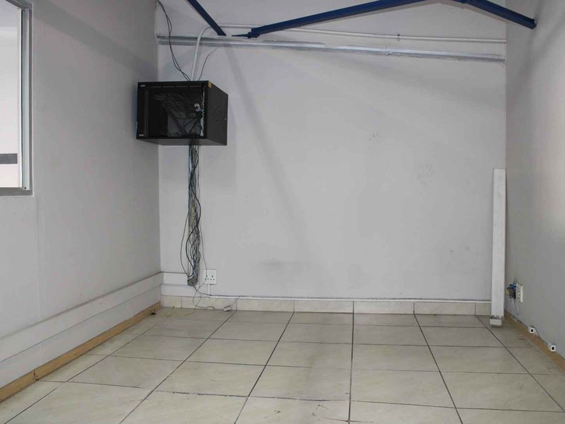 Premium Business Location with Maximum Foot Traffic! - Photo 9