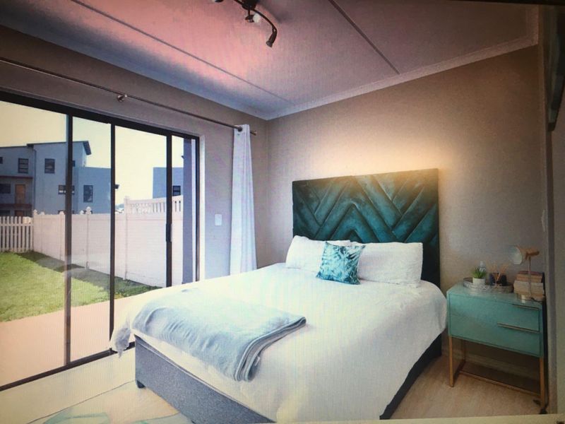 3 Bedroom ground floor unit - Photo 6