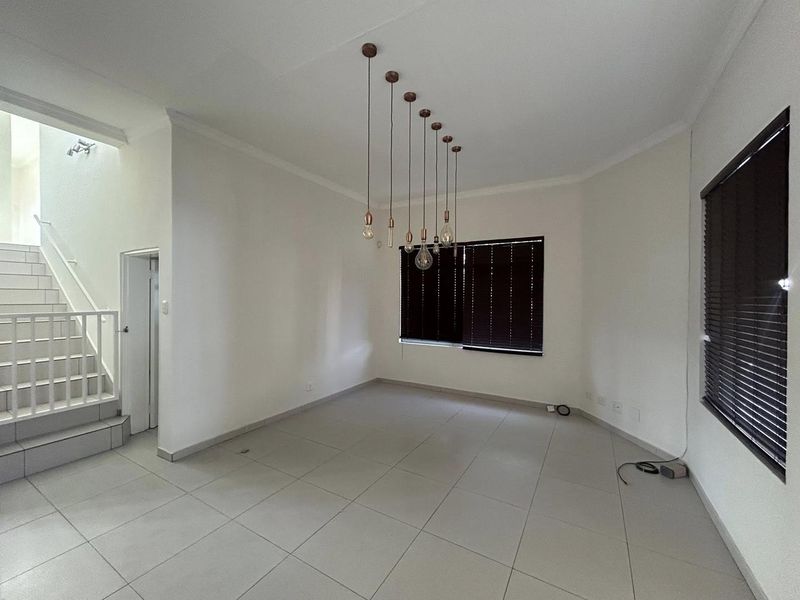 Spacious, private, and perfectly positioned in the heart of Kleine Kuppe - Photo 2