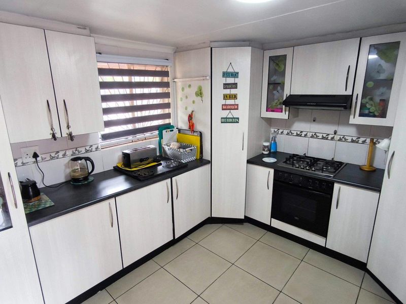 Space Galore! - Photo 6