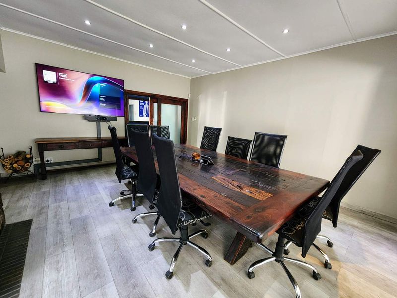 The Riviera Utility Campus - Photo 4