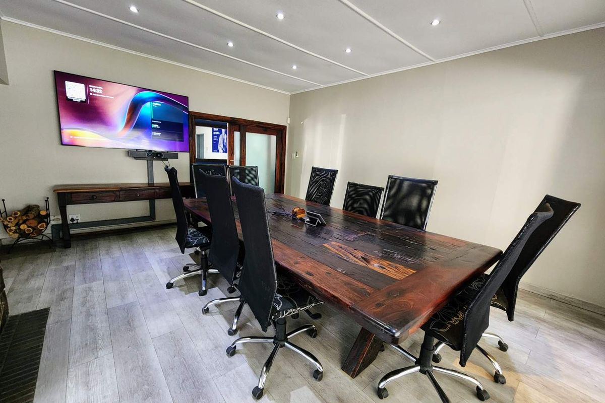 The Riviera Utility Campus - Photo 4