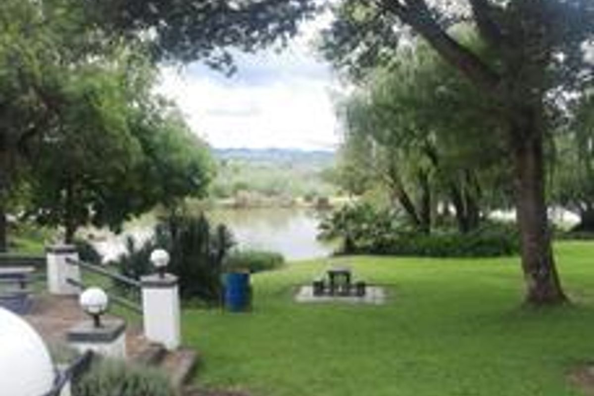 GAME LODGE IN BRITS FOR SALE - Photo 3