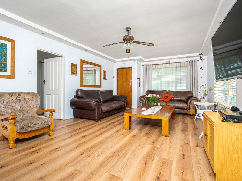 Comfortable 3 bedroomed home in Ottery - Photo 5