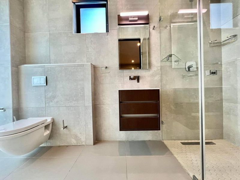 4 Bedroom House For Sale in Klein Windhoek - Photo 5