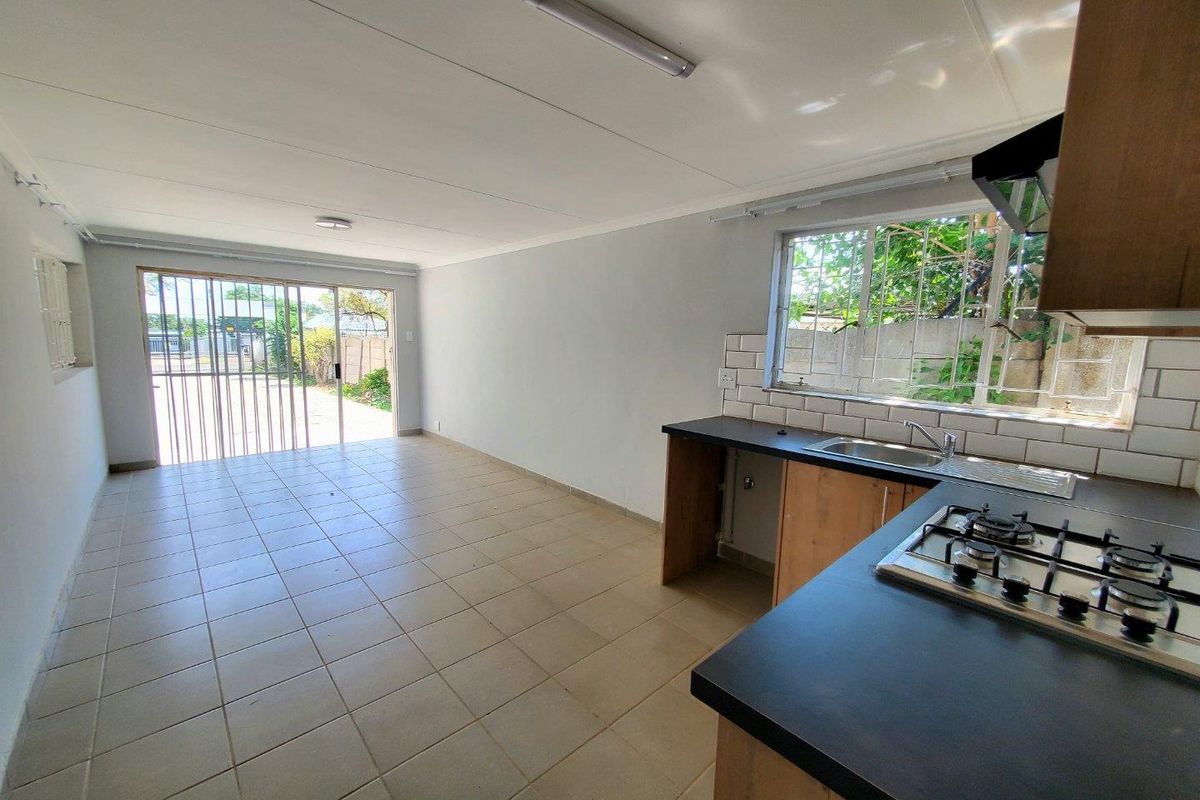 2 Bedroom ground-floor unit in Northmead! - Photo 3