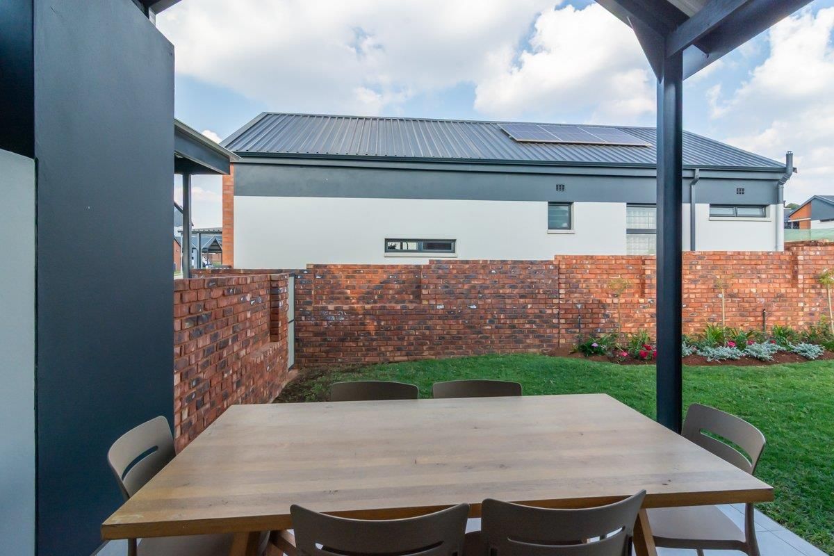 Spacious 4-bedroom single-storey family Home for sale in Baltimore Estate, Northriding - Photo 4