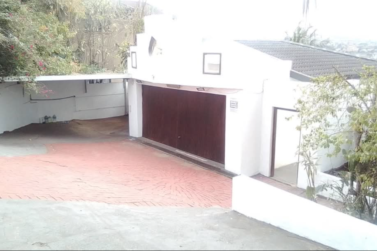Beautiful Family Home Verulam - Photo 2